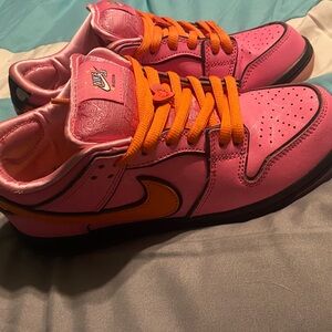 Nike SB Pink and Orange Powerpuff girl shoes size 5.5 big kid/size 7W MAKE OFFER